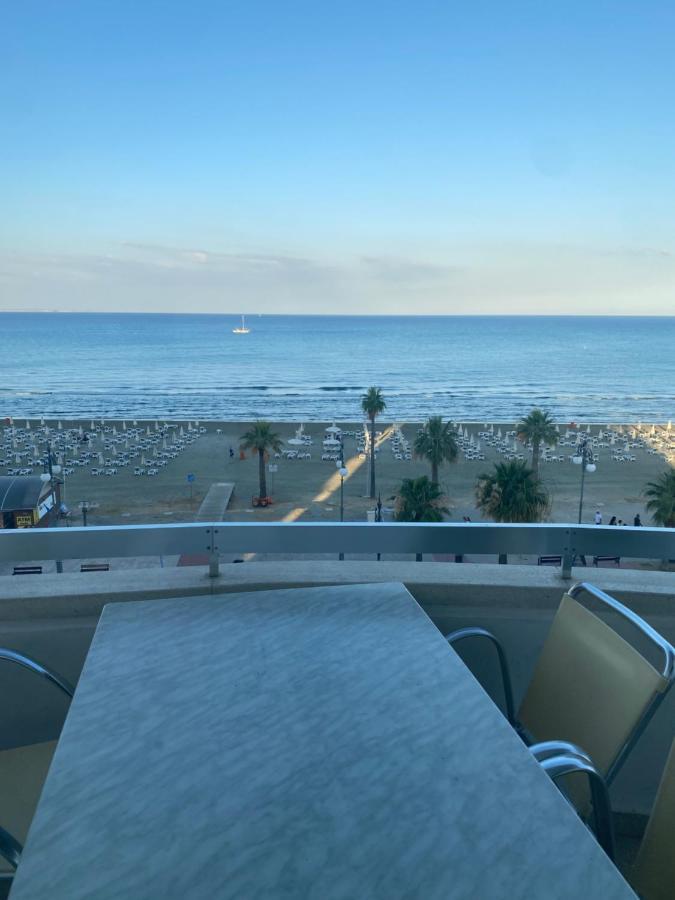 Alex Beach Apartment 31 Larnaca Luaran gambar