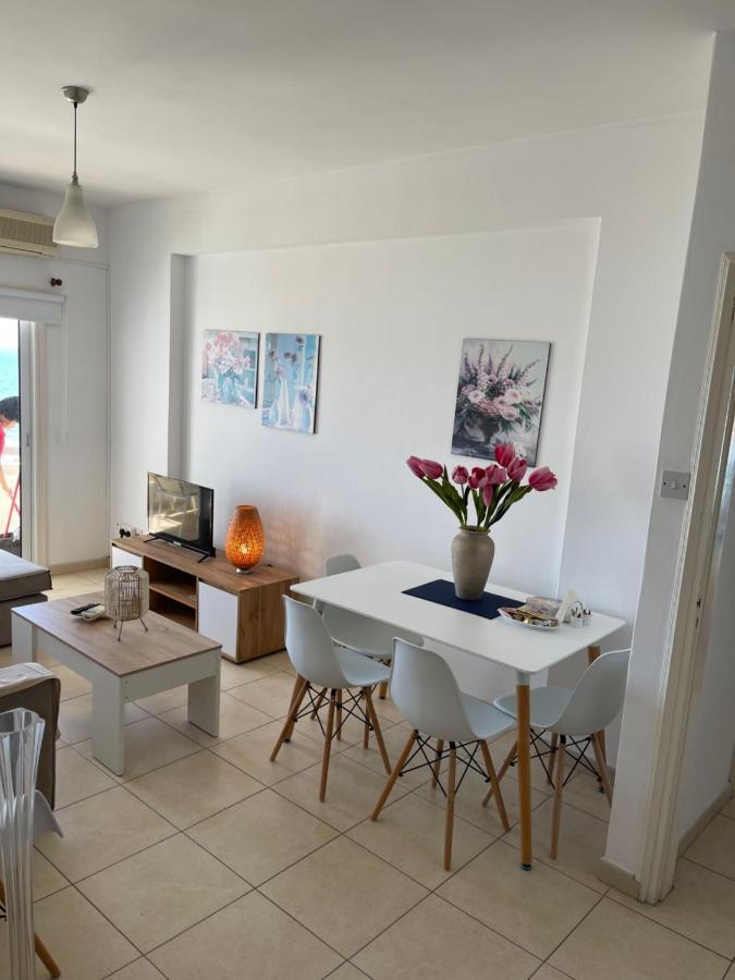 Alex Beach Apartment 31 Larnaca Luaran gambar