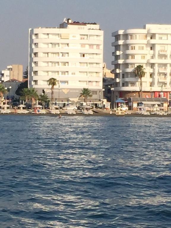 Alex Beach Apartment 31 Larnaca Luaran gambar